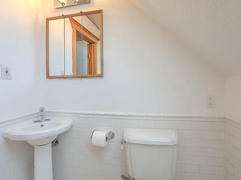 1010 Forrester St NW — Photo 32