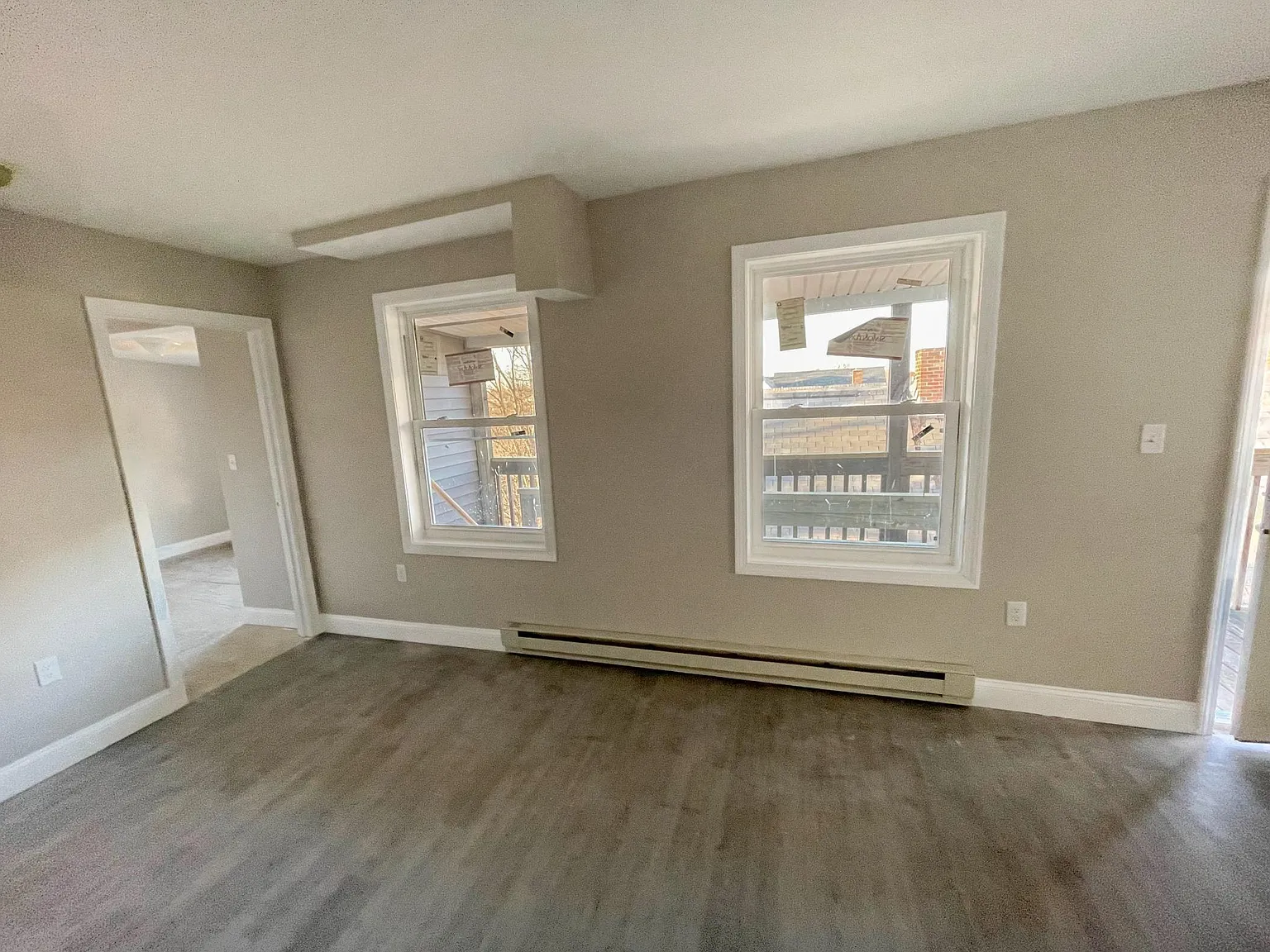 2 bed, 700 sqft, $1,600 — Photo 3