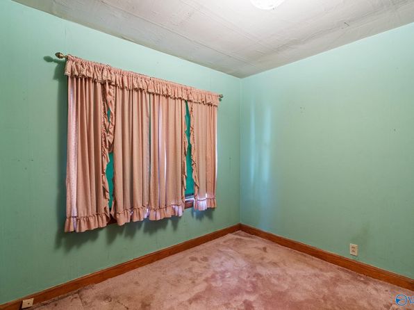 huntsville-alabama-440507463 picture