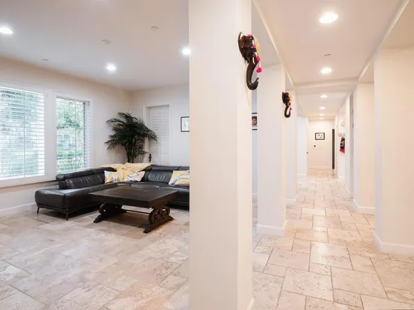5721 Crescent Park W Unit 102, Playa Vista, CA 90094