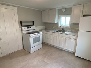 20 2nd St #20, Dover, NH 03820