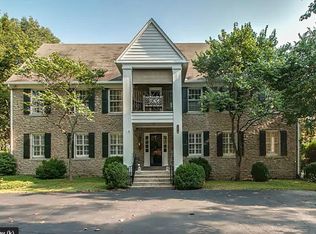4402 Harding Pl #2, Nashville, TN 37205