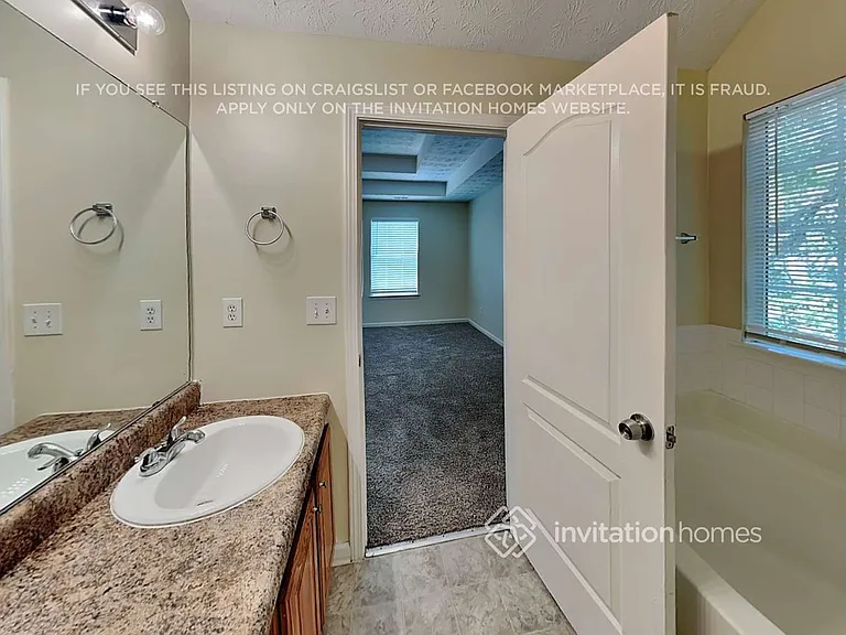 3985 Melanie Woods Dr — Photo 17