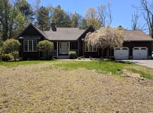 142 Anawan St, Rehoboth, MA 02769