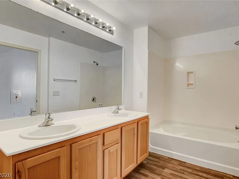 31 E Agate Ave #409 — Photo 22