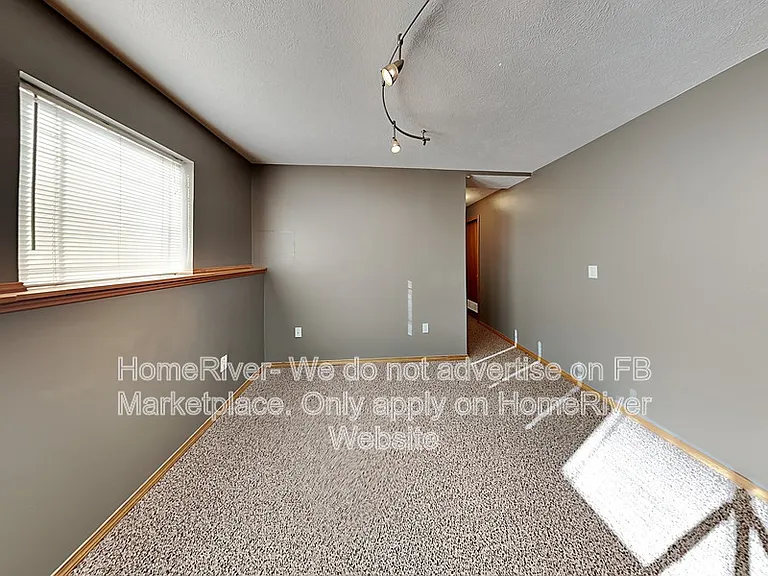 1811 E 8th Ave — Photo 5