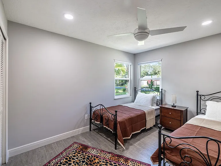 9330 Seagrape Dr — Photo 38