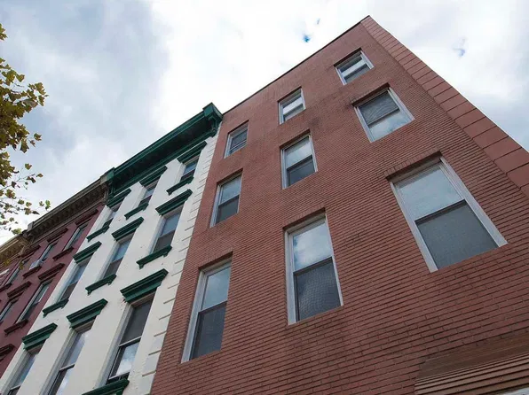 814 Washington St APT 4, Hoboken, NJ 07030