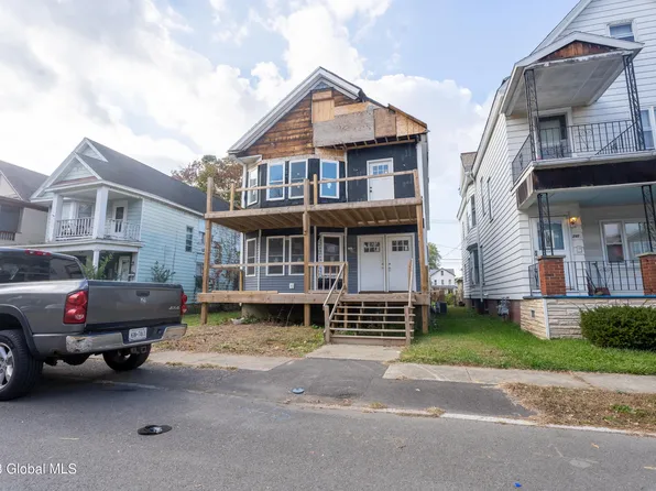 239 6th Avenue, Troy, NY 12180