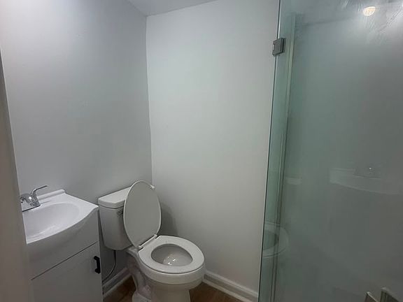 4th image of 1331 W 34th St