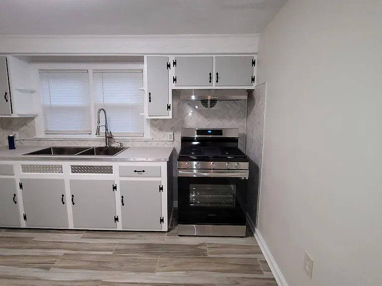 350 Columbus Ave #2 — Photo 15