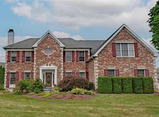 4664 Susan Dr, Bethlehem, PA 18017