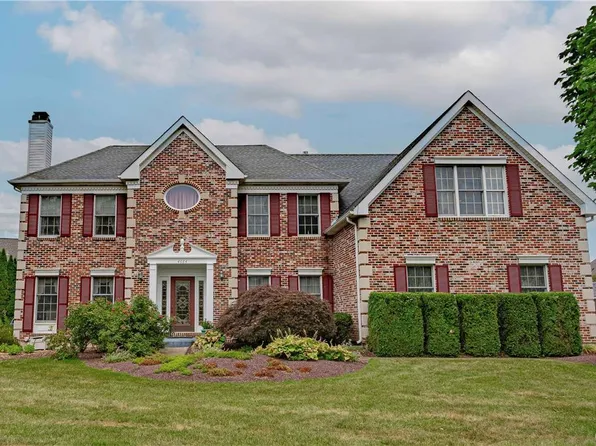 4664 Susan Dr, Bethlehem, PA 18017