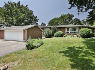 720 McHenry Rd, Wheeling, IL 60090