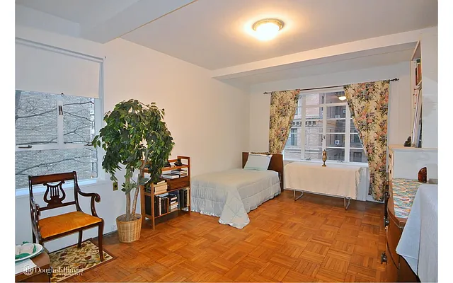 Sold by Douglas Elliman | media 7