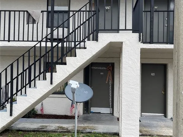 2154 Bradford St APT 205, Clearwater, FL 33760