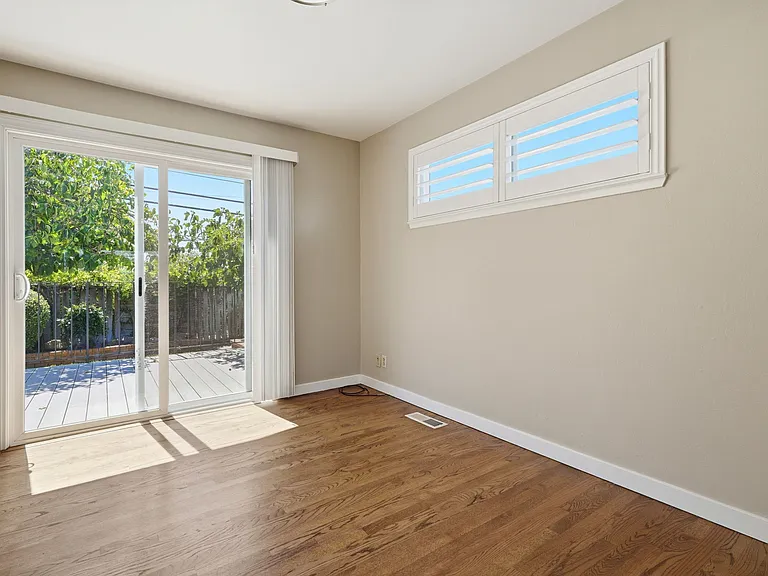 622 E 16th Ave — Photo 21