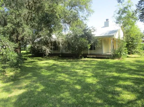 58490 Hymel St, White Castle, LA 70788