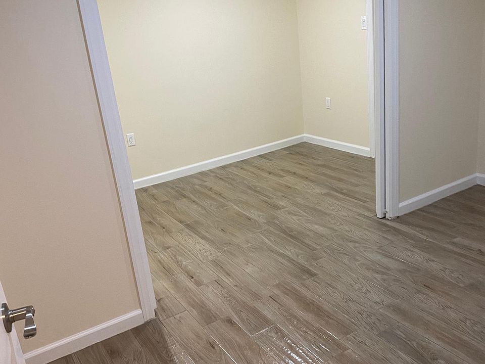 1st image of 111 Mann Ave APT 1