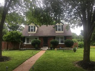 12044 Madrid Ave, Saint Louis, MO 63138