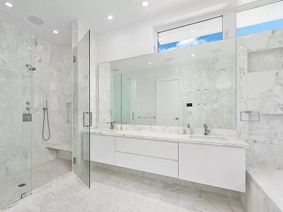 1776 Bay Dr, Miami Beach, FL 33141 | Zillow