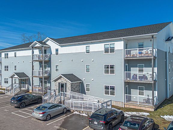 2nd image of 562 Malpeque Rd #103