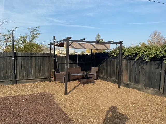 526 N View Ave — Photo 31