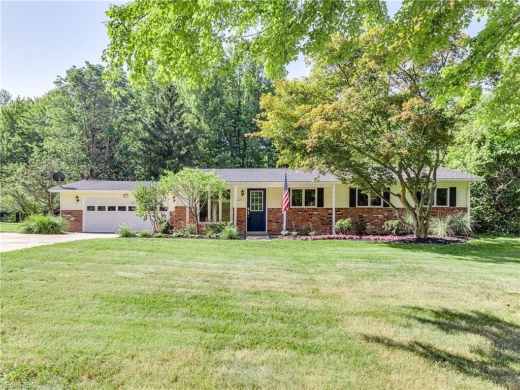649 Sherwood Dr, Aurora, OH 44202 Zillow