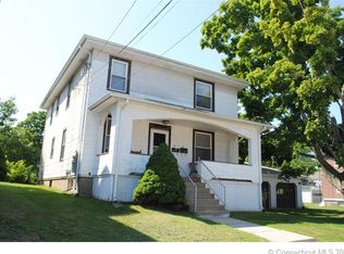 122 Ashcraft Rd, New London, CT 06320