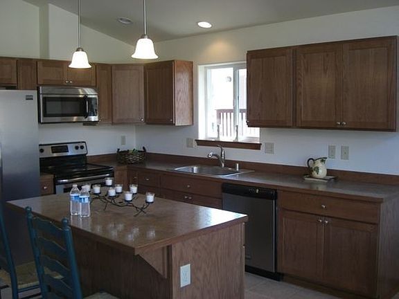 4th image of 32611 NE Lakeshore Dr