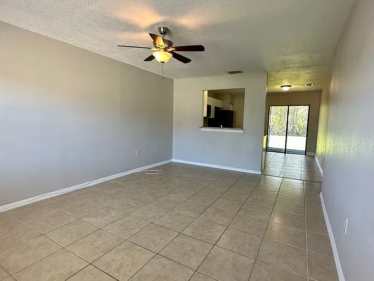 544 Imperial Pl — Photo 4