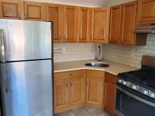 (undisclosed Address), Brooklyn, NY 11234