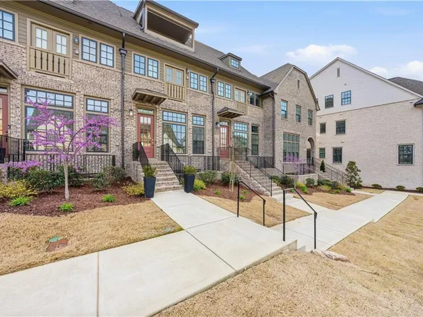 6832 Crescendo Ct, Sandy Springs, GA 30328