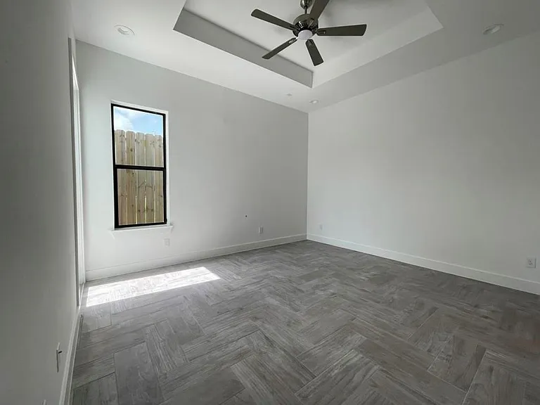 1703 Cedrocanna Ln — Photo 21