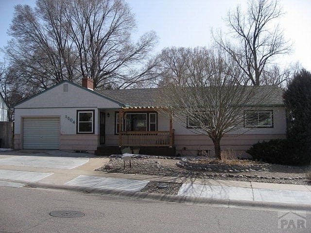 1st image of 1504 Alexander Cir