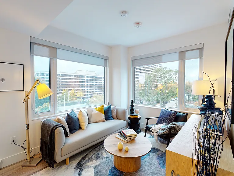 50 High Park Ave — Photo 22