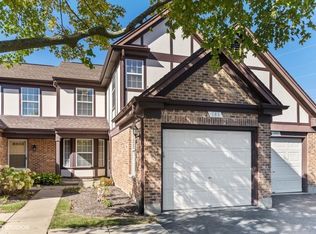 185 Lawn Ct, Buffalo Grove, IL 60089