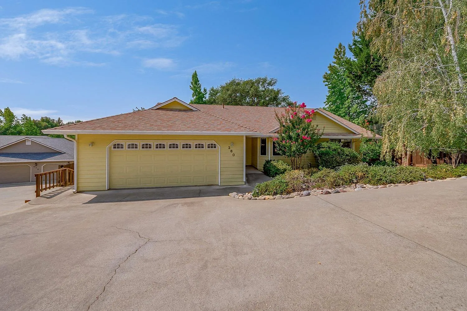 260 Leaf Ct photo 1