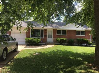 912 Teurville Dr, Saint Louis, MO 63137