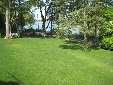 2nd image of 723 Blueberry Hill Rd