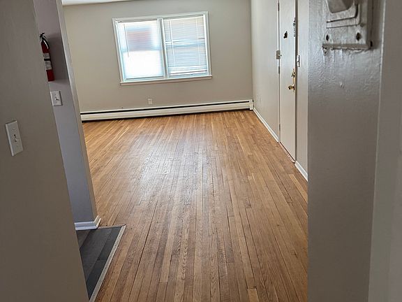 2nd image of 11-17 Brokaw Blvd #5