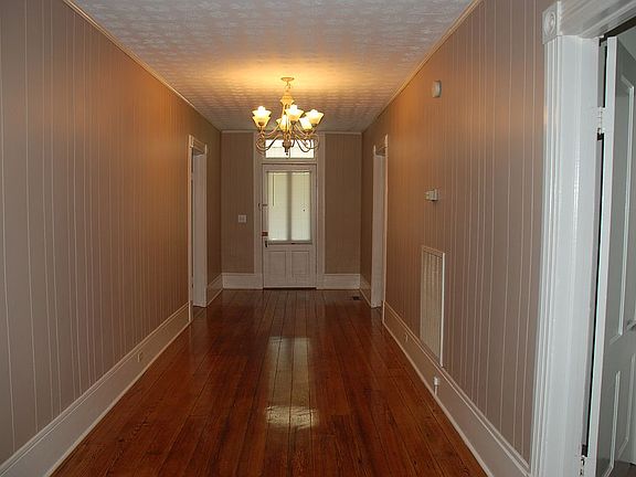 3rd image of 303 S Smith St
