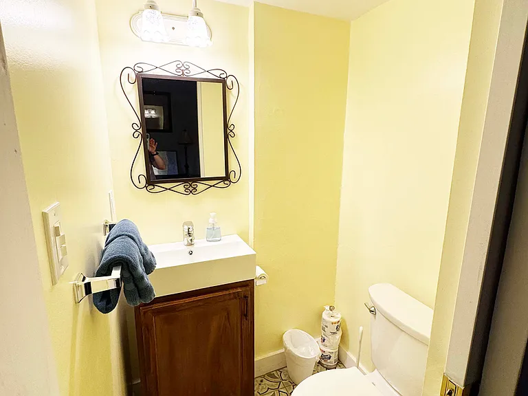 521 S Trenton Ave — Photo 9