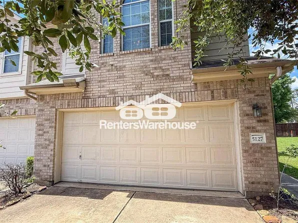 5127 Prosperity Cir, Houston, TX 77018