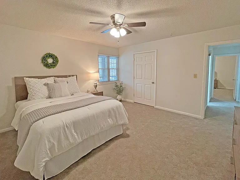 Eastbrook & Village Green Apartments — Photo 14
