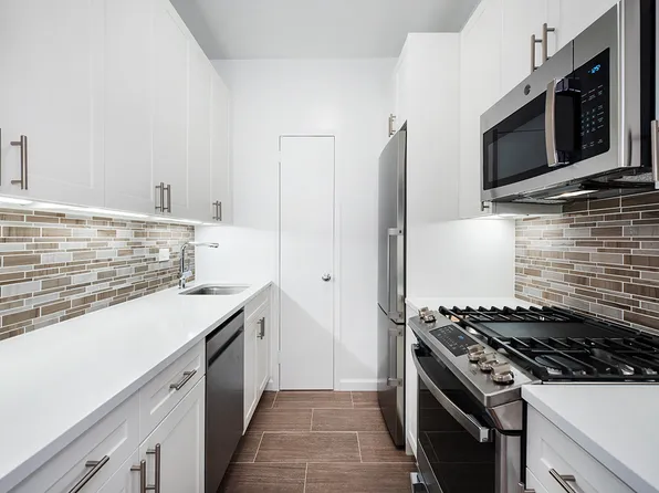 60 East 8th Street image 1 of 5