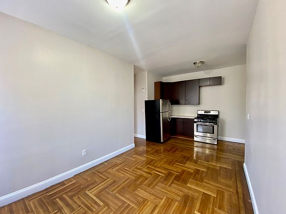 2nd image of 286 Clarkson Ave APT 2