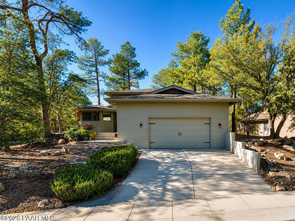 1st image of 1098 Pine Country Ct