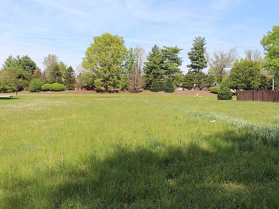 2nd image of 362 Dejarnette Ln
