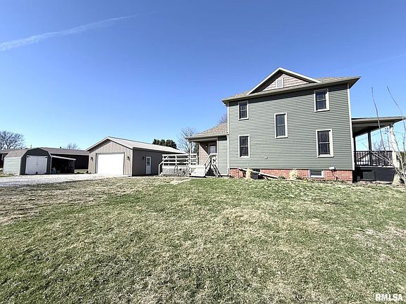 4th image of 212 Academy St
